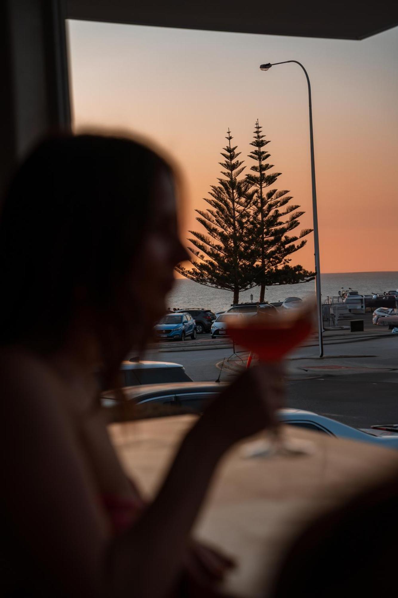 Cottesloe Beach Hotel Perth Exterior foto